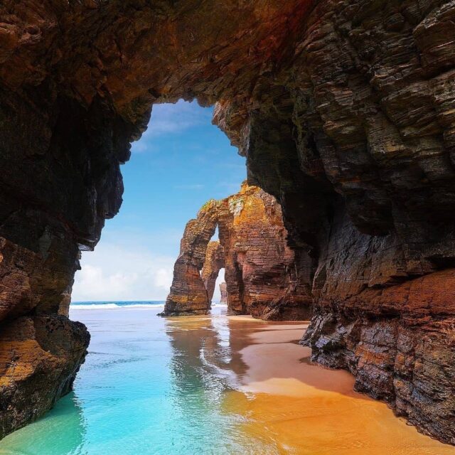 The Galician coastline ❤️😍

#traveling #travelphotography #travelgram #travelblogger #travel #instatravel #traveling #traveller #traveler #travels #travelblog #wanderlust #ig #trip #travelingram #traveladdict #photography #traveltheworld #photooftheday #travellife #travelphoto #travelpics #instagood #beautifuldestinations #travelholic #nature #travelers #travellers #igtravel #travelpics